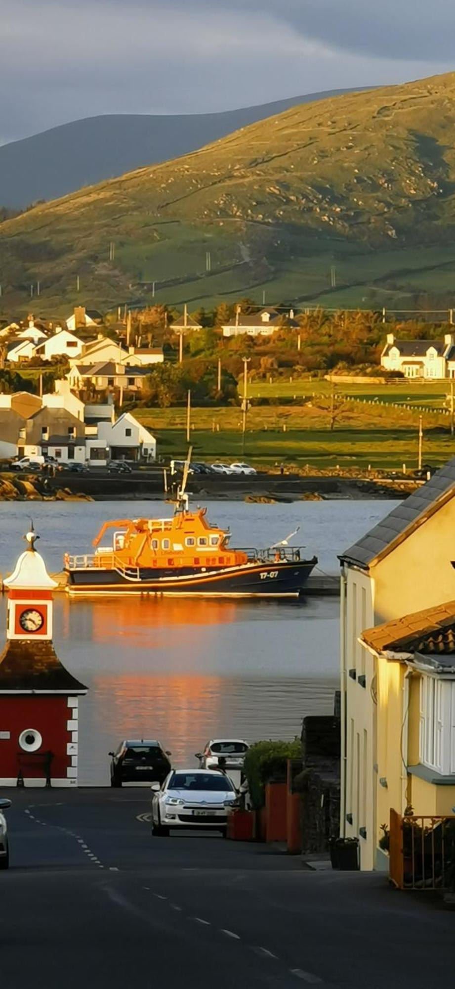 Horizon View Lodge: Seaside B&B on Valentia Island Knights Town Exterior photo